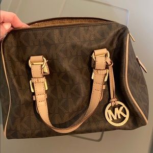 Michael Kors purse
